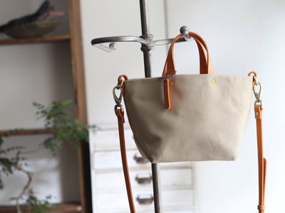 小蠟包 手提款/皮革背帶款7