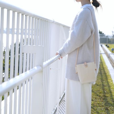 新年福袋 | 簡單斜背蠟包x皮革手環帶 1000元 |13