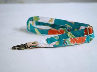 DIY材料包: 花布手機掛繩11