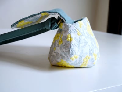 DIY材料包：莓果刺繡 小肩包7