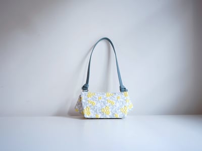 DIY材料包：莓果刺繡 小肩包10