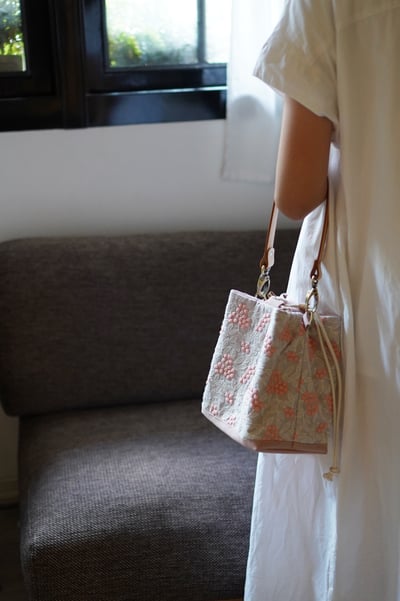 刺繡莓果小水桶包13