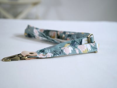 DIY材料包: 花布手機掛繩13