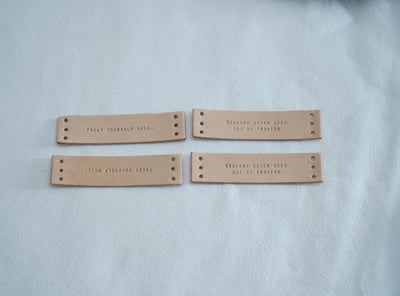 皮革五金組：長方形裝飾皮件組4