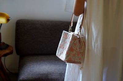 刺繡莓果小水桶包12