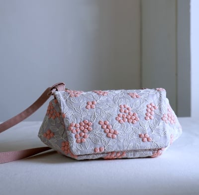 DIY材料包：莓果刺繡 小肩包17