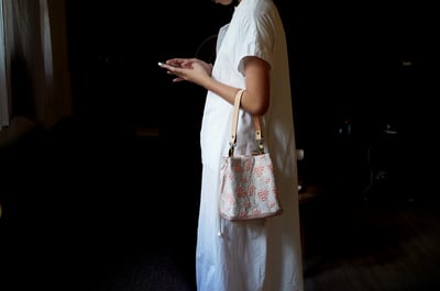 刺繡莓果小水桶包9