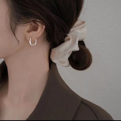 999純銀環形莫比烏斯耳環女漂亮新款輕奢高級感耳扣飾品純銀耳飾2