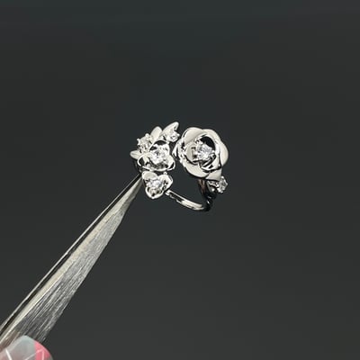 伯爵新品花瓣戒指2