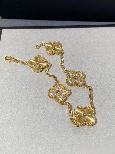 梵N五花間隔纘四葉草手鏈系列（金色）1