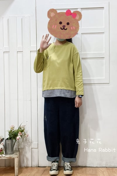 貓咪小口袋拚接格紋棉質上衣(芥黃) 194041