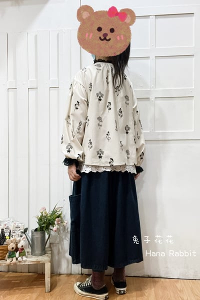 森系蕾絲木耳領刺繡花棉麻上衣 137243