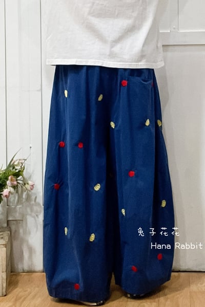 WE家刺繡花落地造型褲(藍) 210283