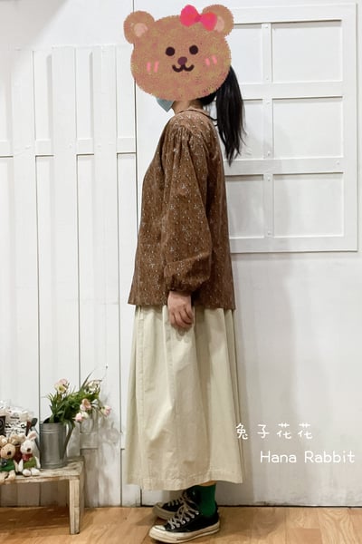 森系小碎花娃娃領開襟上衣(咖) 153282
