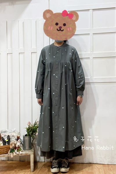 森系壓摺刺繡花開襟洋裝 195141