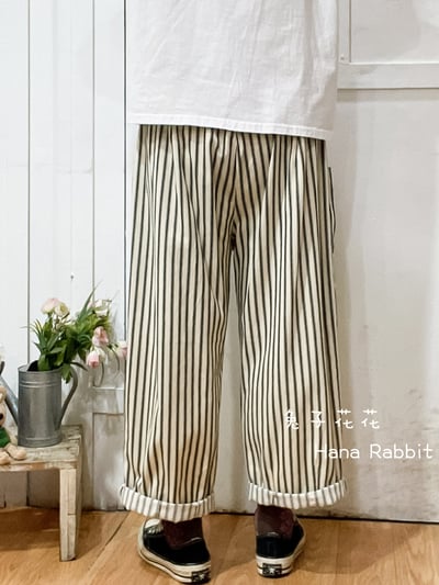 日系大口袋造型直筒褲(條紋) 140353