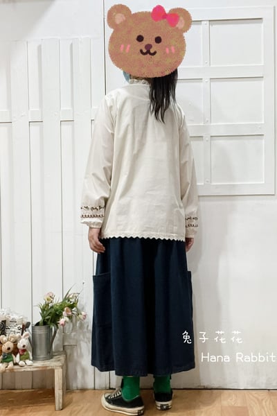 森系刺繡花木耳領壓折棉紗上衣 141343