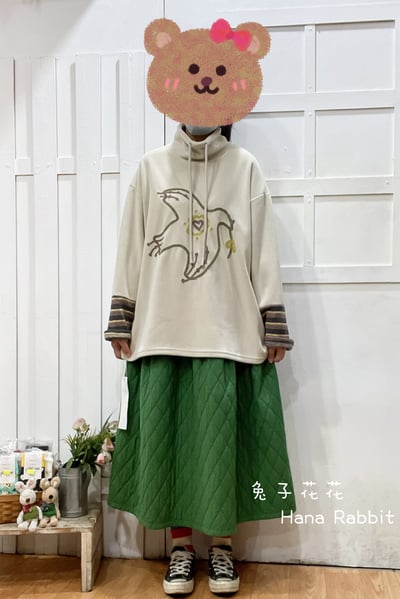 日系小飛鳥德絨拚接袖上衣(杏) 157501