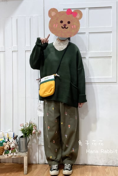 日系V領小口袋簡約針織毛衣(綠) 211081