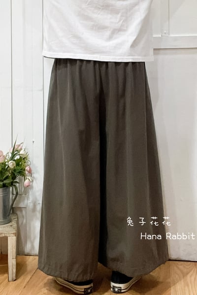森系壓摺可縮腳闊腿寛褲裙(灰) 311013