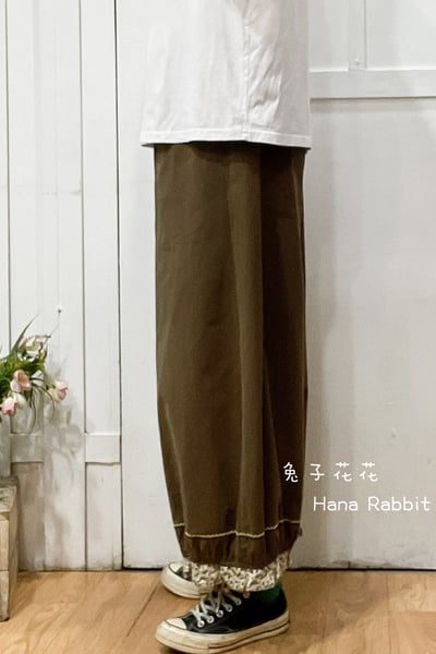 森系拚接木耳花邊燈籠褲(咖) 174522