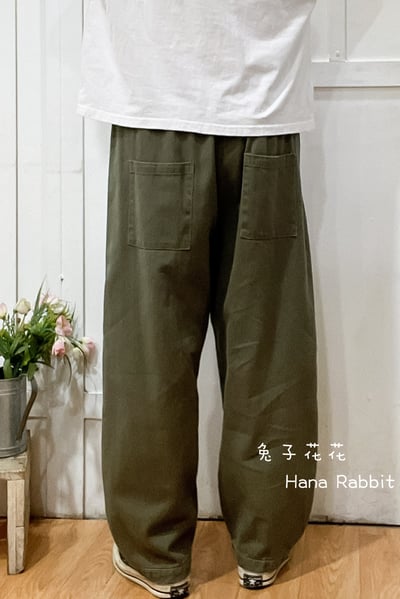 可愛感刺繡小蘑菇造型褲 192423