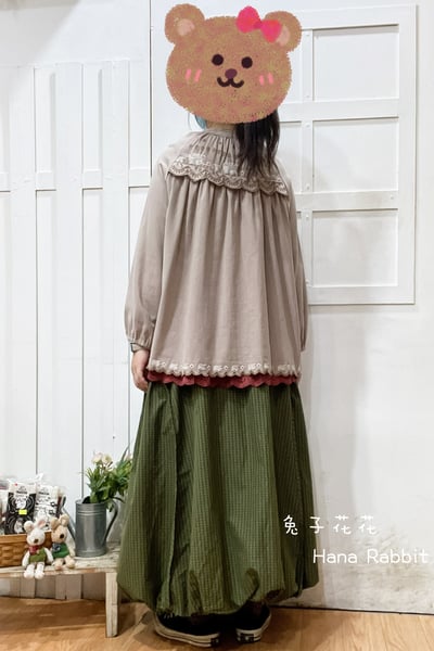 森系重工北極熊棉麻造型上衣(灰杏) 156043