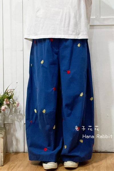 WE家刺繡花落地造型褲(藍) 210281