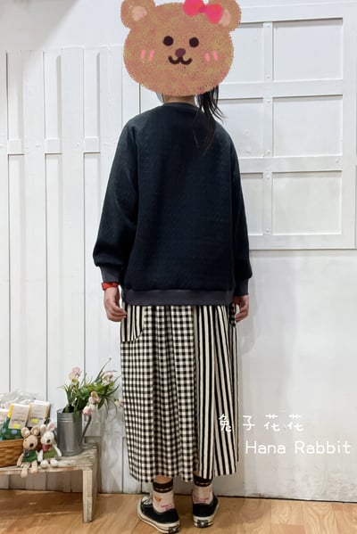 日系小口袋毛圈棉壓紋上衣 152943