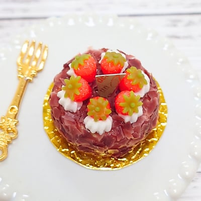 草莓黑森林蛋糕1