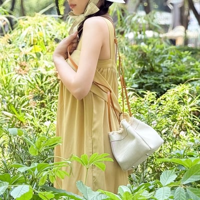 單寧牛奶盒真皮多用包-白色6