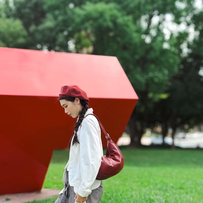 TRueSo 觸柔牛皮極軟經典牛角包-紅色3