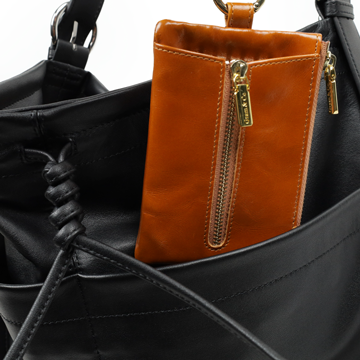 TRueSo 觸柔牛皮綁結肩包-白色11