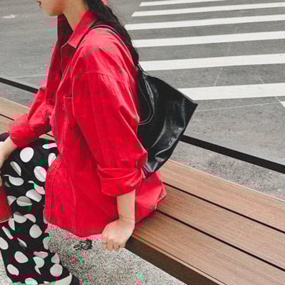 VegTa牛皮空氣雕塑軟包-墨黑12