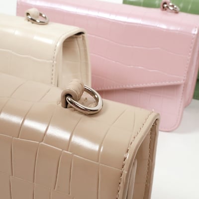 虹光系真皮鱷紋隨行包-多色15