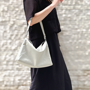 VegTa牛皮空氣雕塑軟包-泥灰16