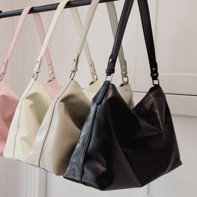 VegTa牛皮空氣雕塑軟包-墨黑14