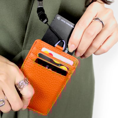 真皮多卡層識別證吊牌（6色）11