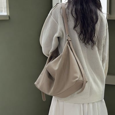 Étoffe｜伊朵芙真皮柔雲肩包-杏色1