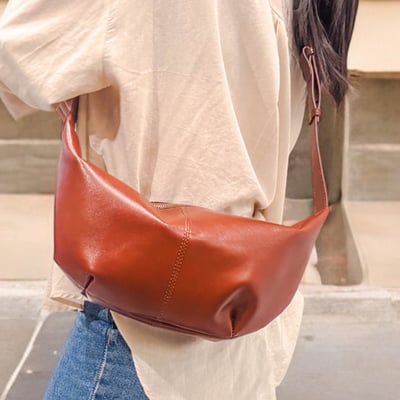 暮光真皮抓褶餃包2