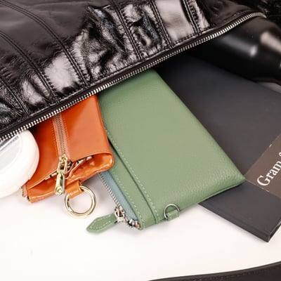 油蠟牛皮大可頌包7