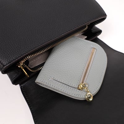 金扣真皮拚色提包8