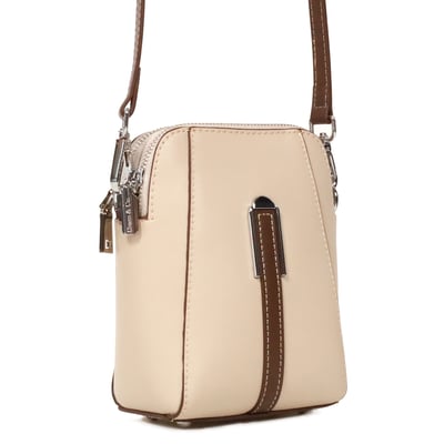 真皮車帶隨行小包3