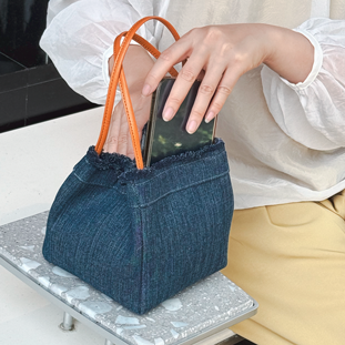 單寧牛奶盒真皮多用包-深藍1