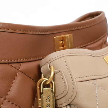 華夫餅真皮小扁包(雙色)4