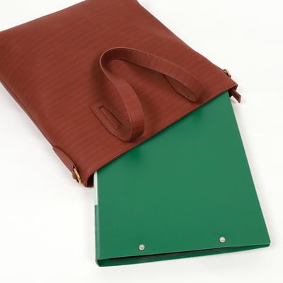 紅色牛皮探險家托特包10