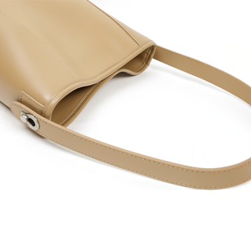 Dual Line 真皮雙帶斜背包6