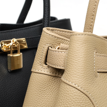 Éclat 真皮鎖釦三層手提包4