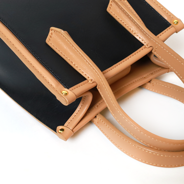 框邊真皮琴譜包3