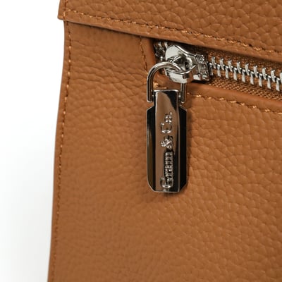 馬索多用真皮梯形包9